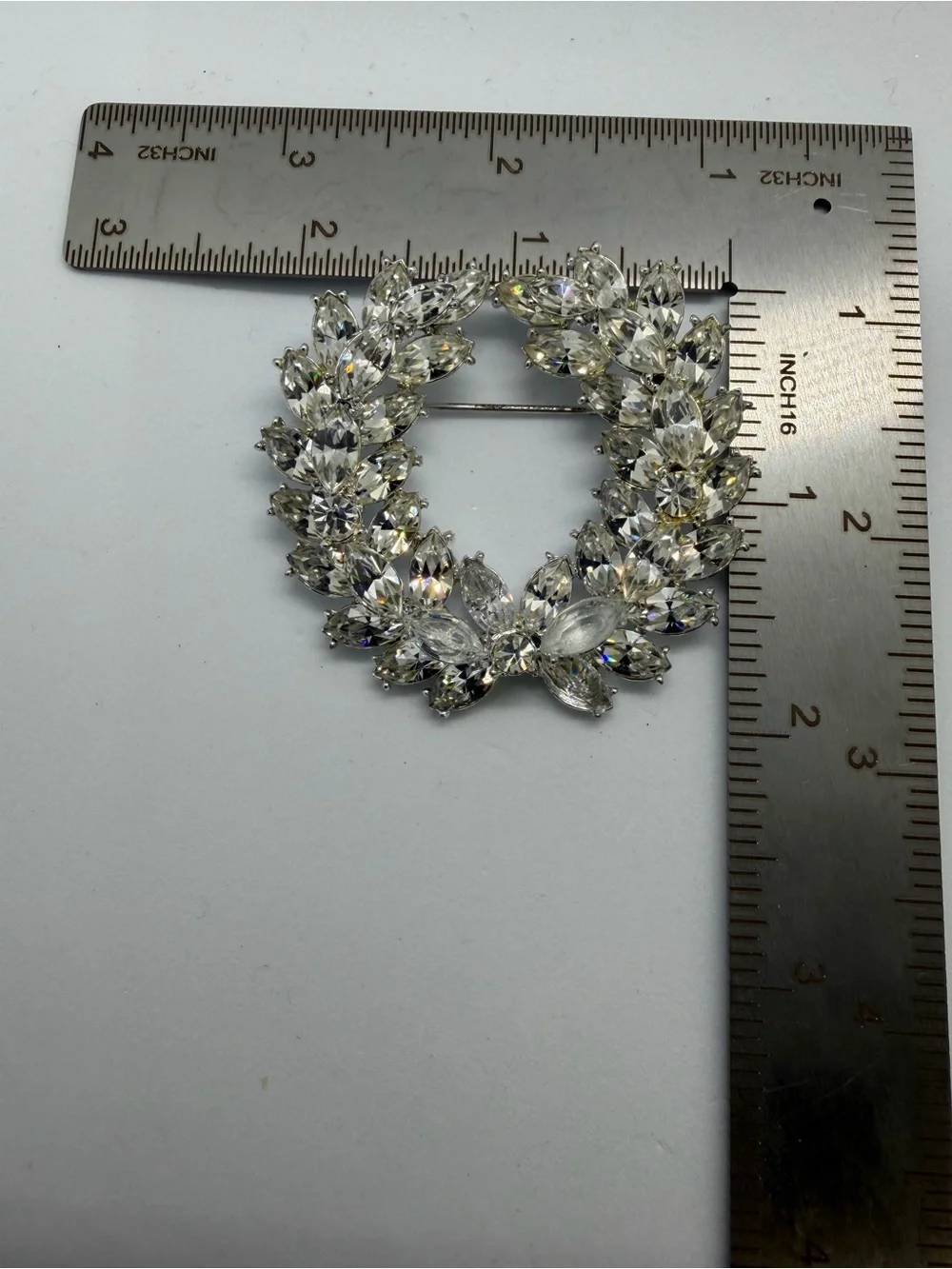 Vintage Crystal Wreath Brooch - Clear Rhinestone Circle Pin